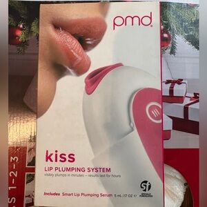 BNIB Lip Plumping System